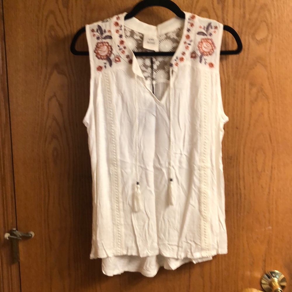Knox Rose tank
